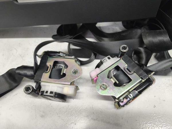 AIRBAG VW POLO AW/2G 2017+ (AIRBAG TABLEAU DE BORD + VOLANT+BOITIER+CEINTURES) - Vue 4